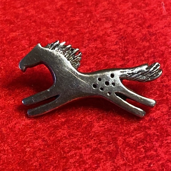 Silver Tone Pony Horse Equestrian Pin - Picture 6 of 12